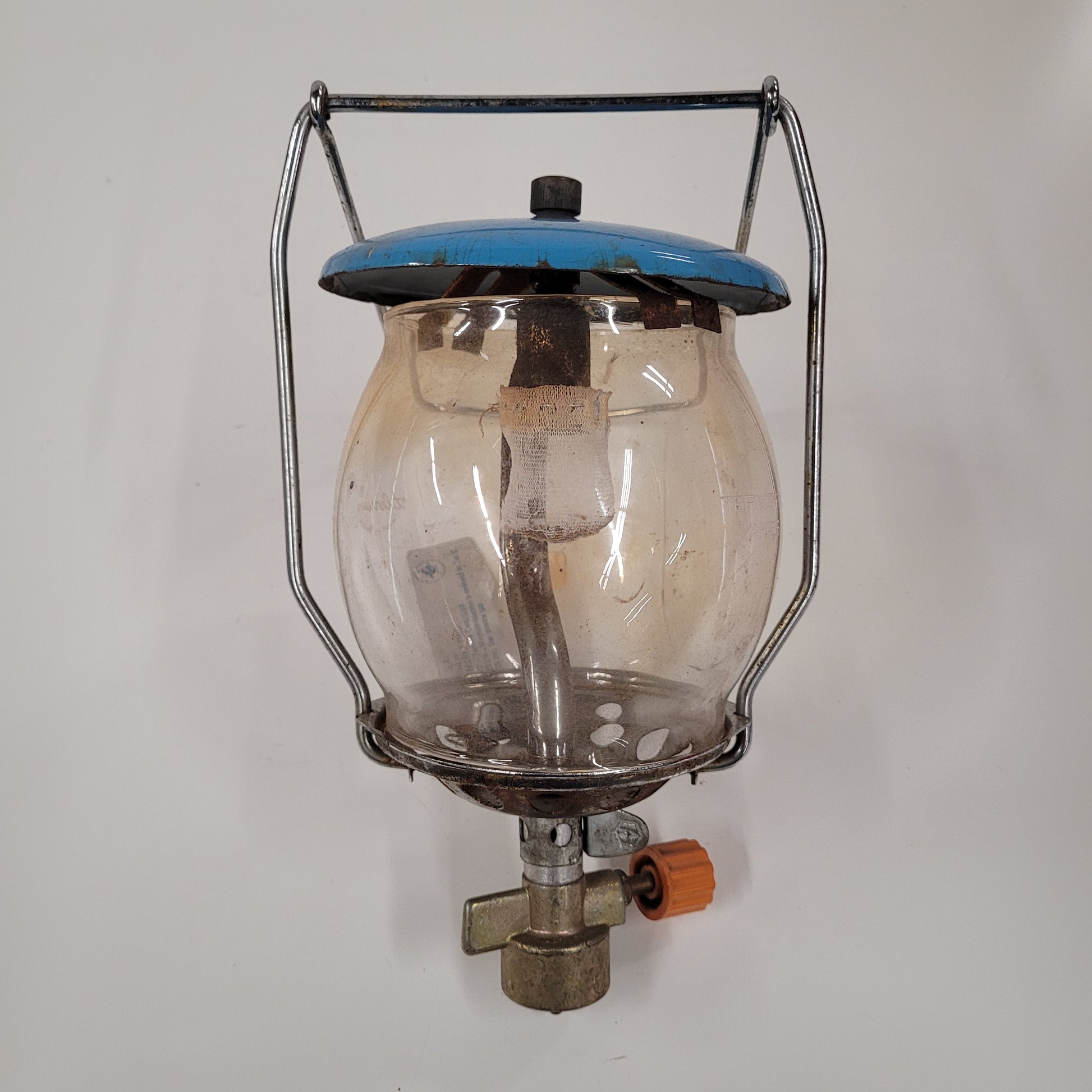 Vintage Campista 4312 Portable Propane Camp Light, Cracked Globe