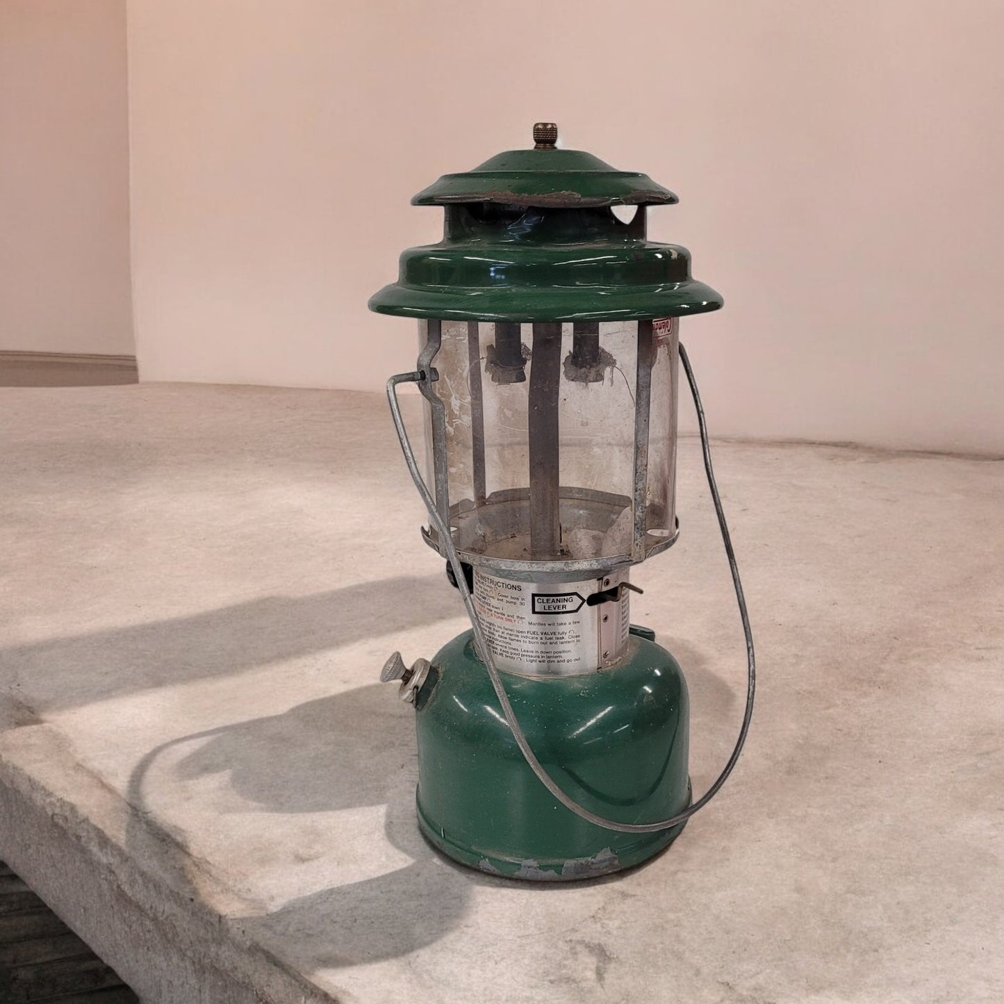 Vintage Green Coleman Dual Mantle Lantern Model No 220k 1982 Made in Kansas