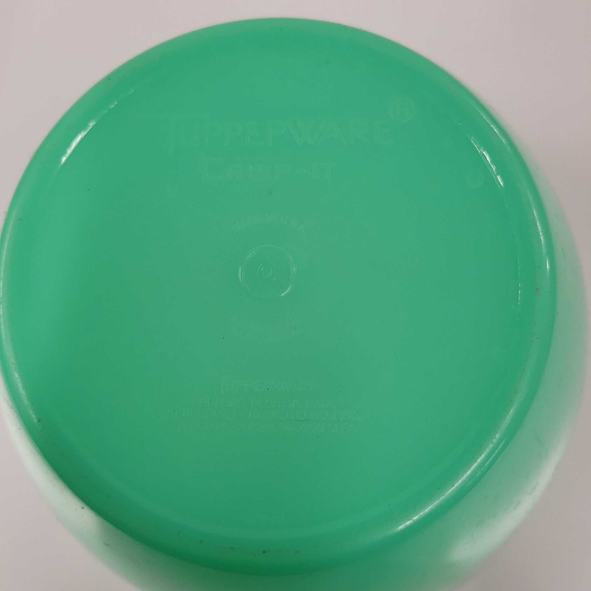 Vintage Green Tupperware Crisp It Crisper No Lid 679-12 