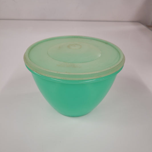 Vintage Green Tupperware Crisp-It Lettuce Crisper With Lid And Spike 679-10