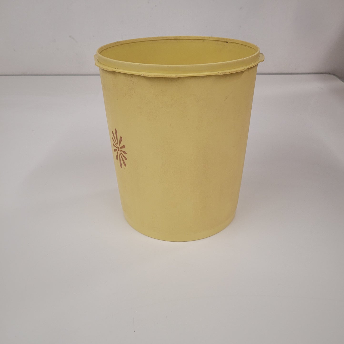 Vintage Tupperware Storage Container No Lid 805-5