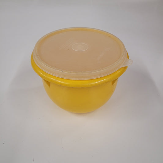 Vintage Yellow Tupperware Bowl With Lid 270-6