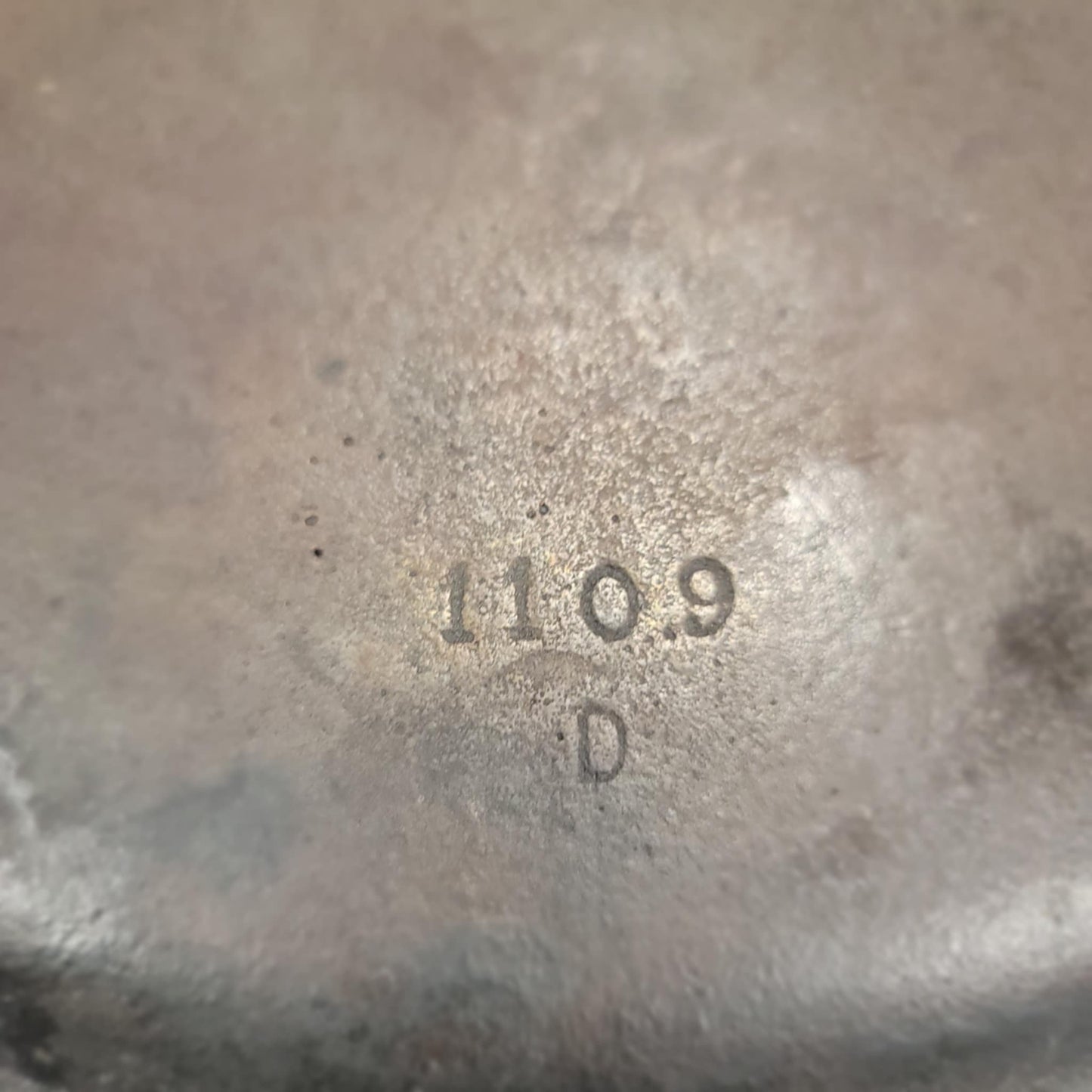 Wagner #9, 1109, Cast Iron Griddle