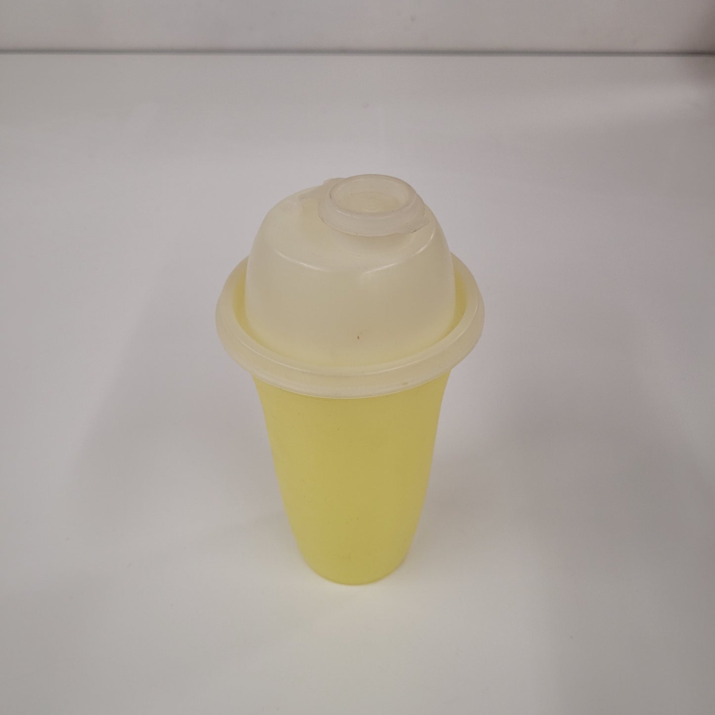 Vintage Tupperware Yellow Shaker 3 Piece Set 844-1