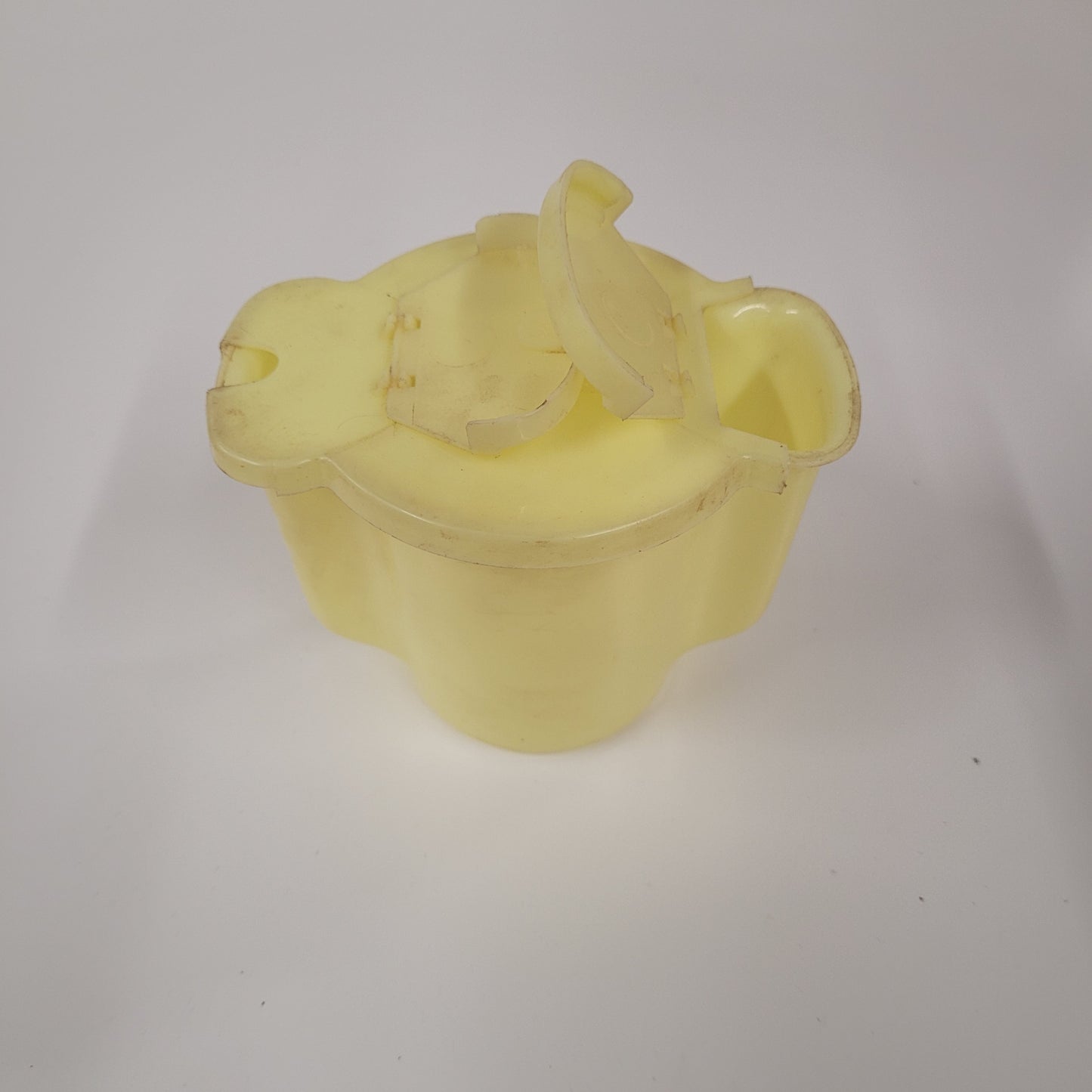 Vintage Yellow Tupperware 2 Sided Flip Top Container With Lid 577-10