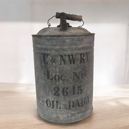 Chicago & North Western Railway Oil Can