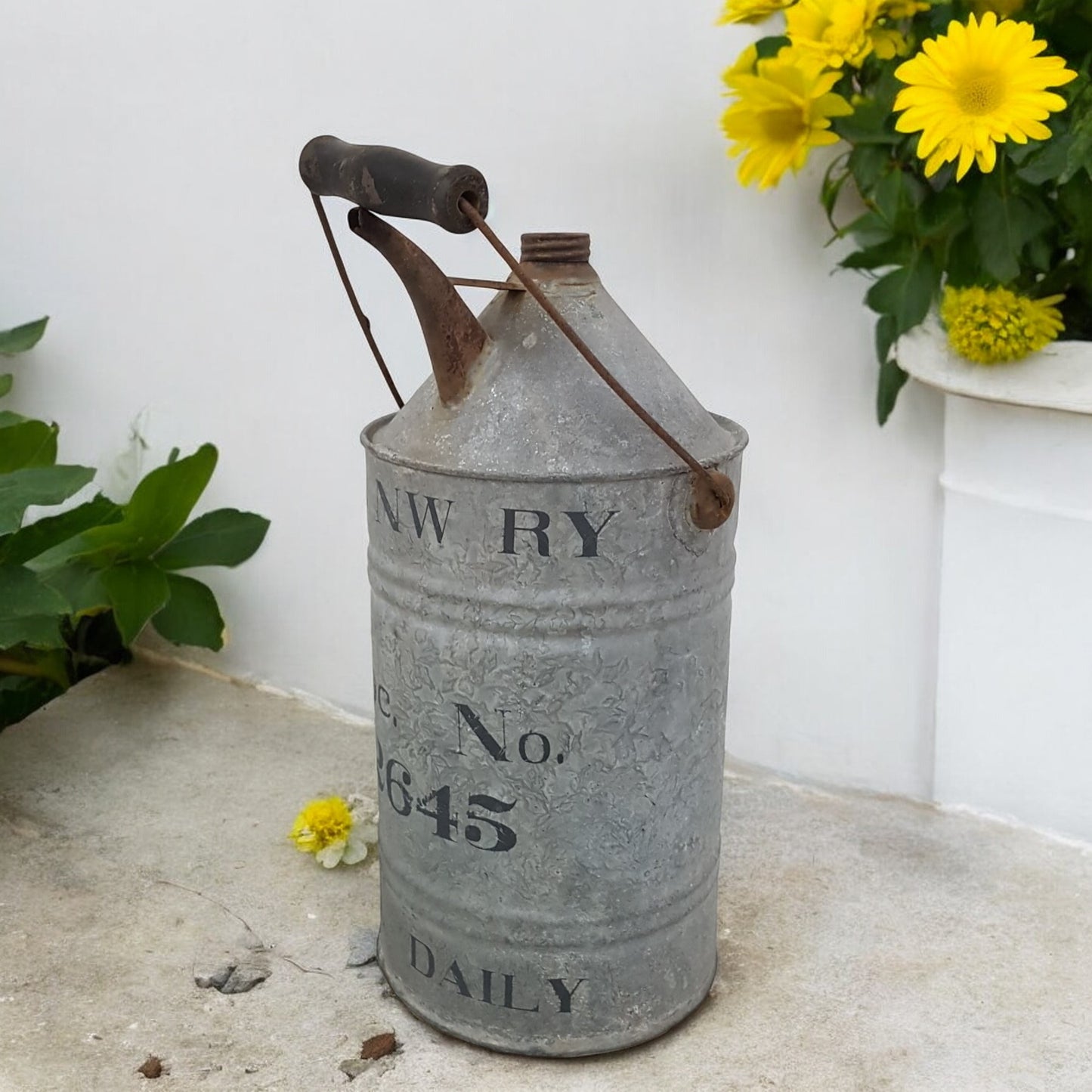 chicago & north western railway oil can