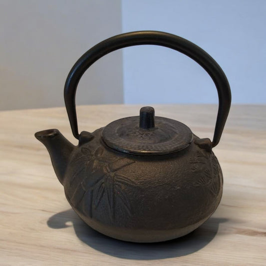 japanese teapot 