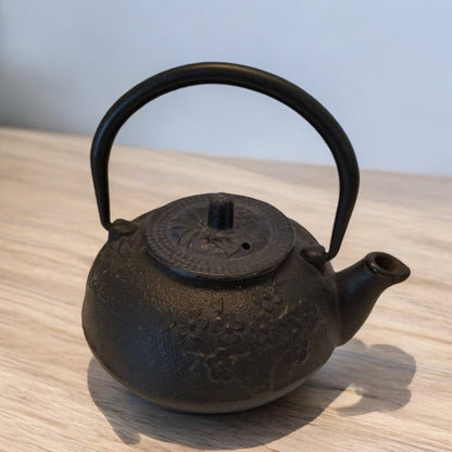 japanese teapot 