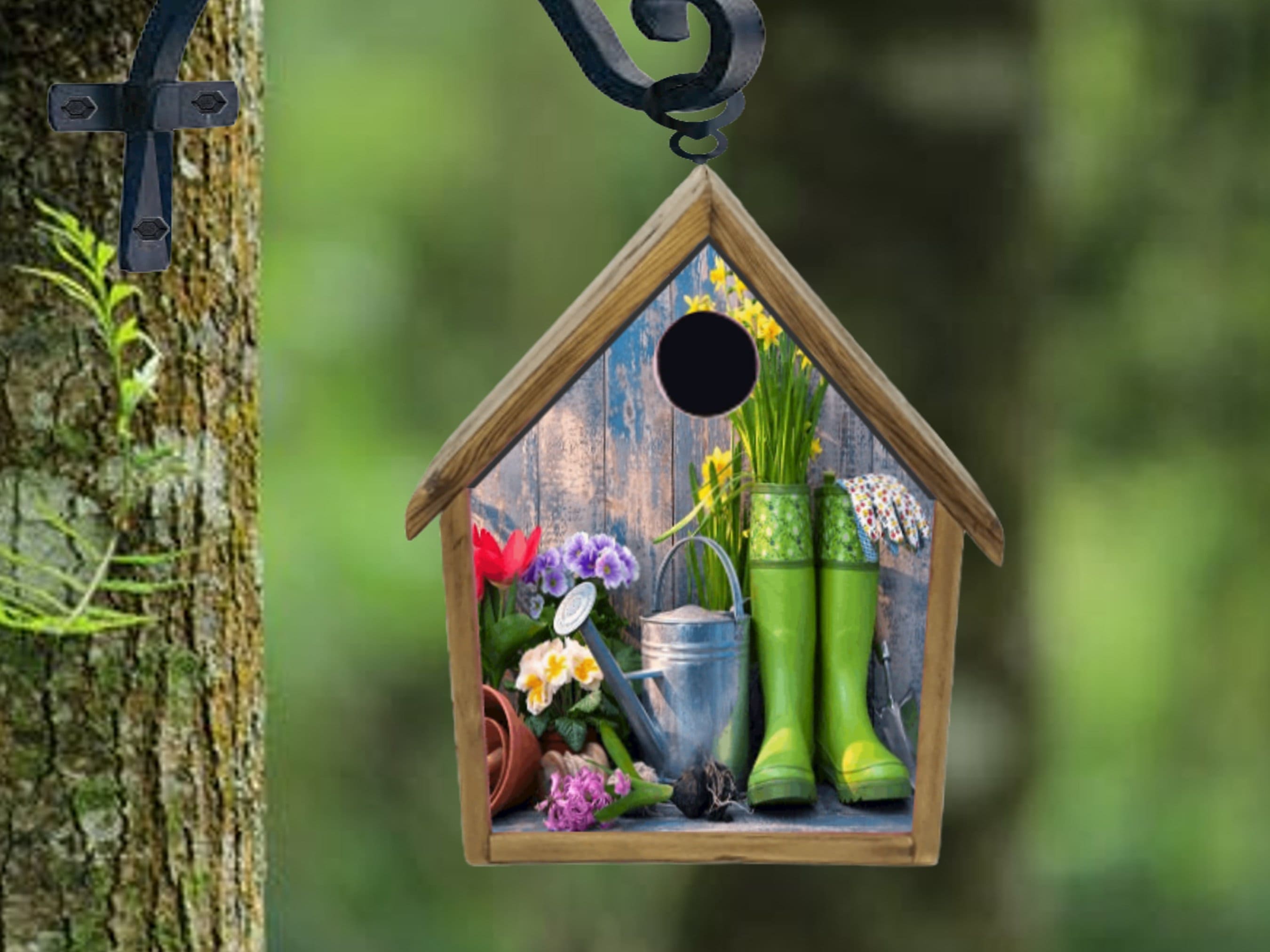 Retail Grandmas Nest Birdhouse